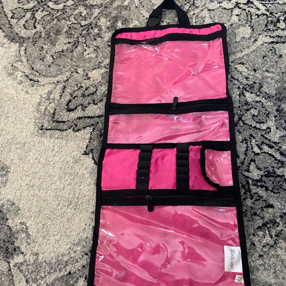 Thirty One Toiletry make up bag hanging - Picture 2 of 4